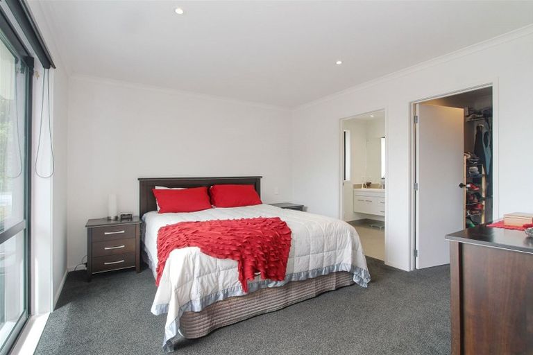 Photo of property in 3 Seaway Road, Clarks Beach, 2122