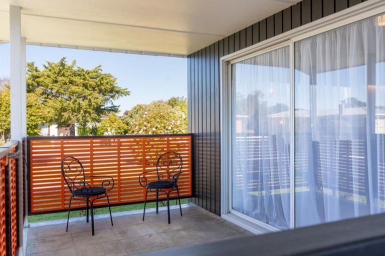 Photo of property in 12 Fairbrother Street, Carterton, 5713