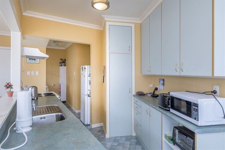 Photo of property in 591 Queen Street East, Levin, 5510