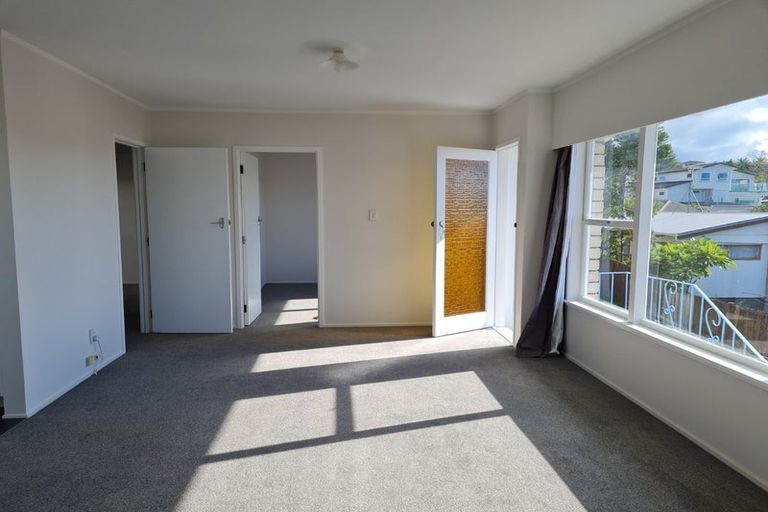 Photo of property in 1/176 Archers Road, Glenfield, Auckland, 0629