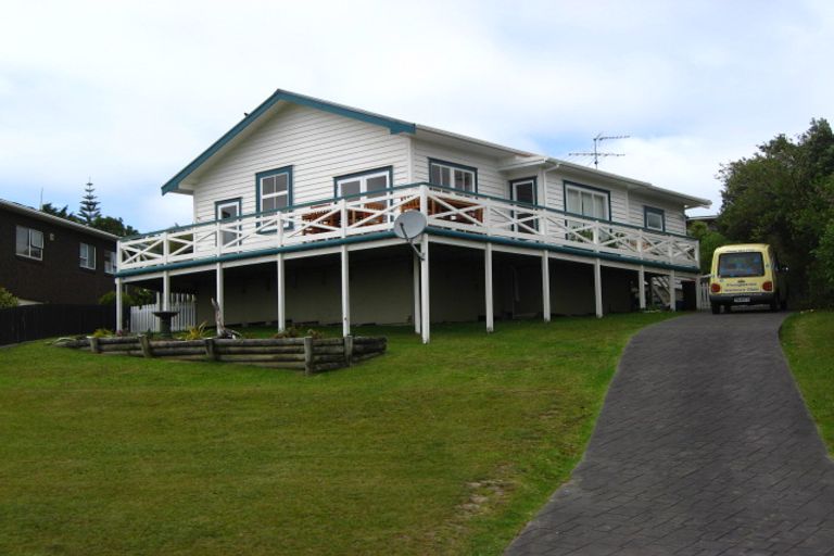 Photo of property in 63 Pacific Parade, Army Bay, Whangaparaoa, 0930