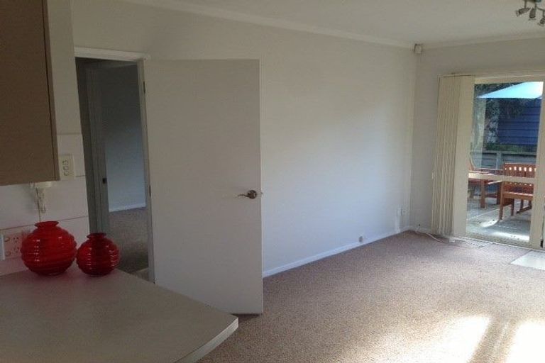 Photo of property in 2/4 Meadow Street, Mount Wellington, Auckland, 1062