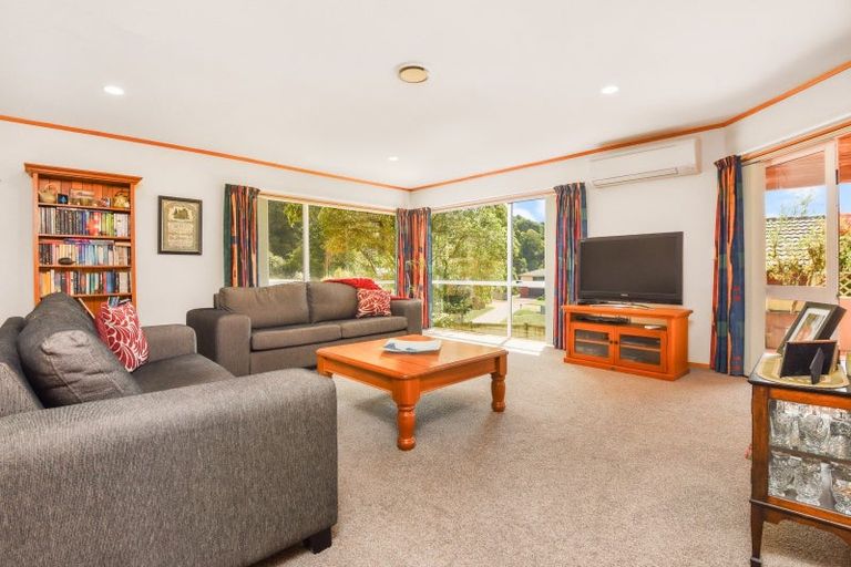 Photo of property in 12 Forest Place, Lynmore, Rotorua, 3010