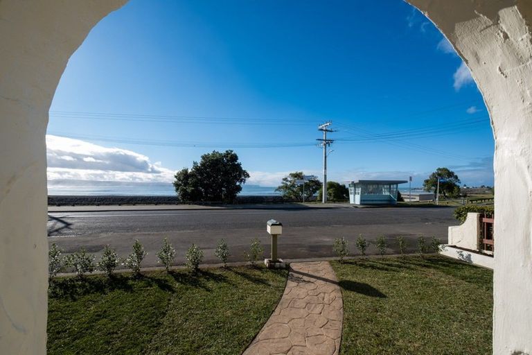 Photo of property in 24 Charles Street, Westshore, Napier, 4110