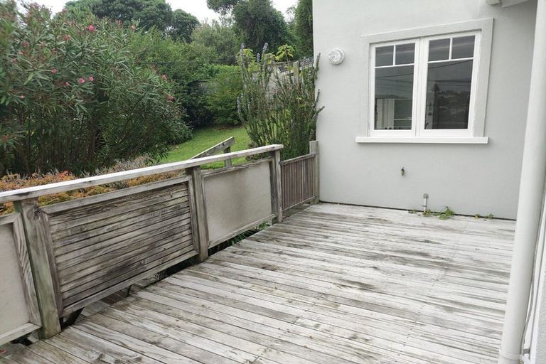 Photo of property in 22 Philson Terrace, Browns Bay, Auckland, 0630