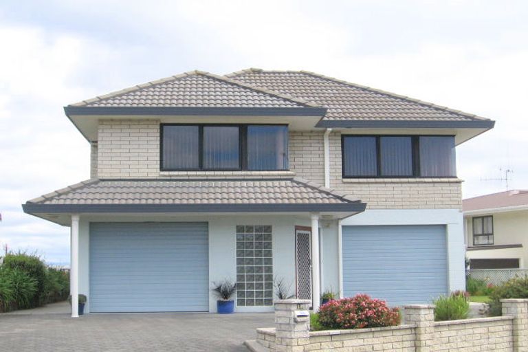 Photo of property in 12 Oceanview Road, Mount Maunganui, 3116