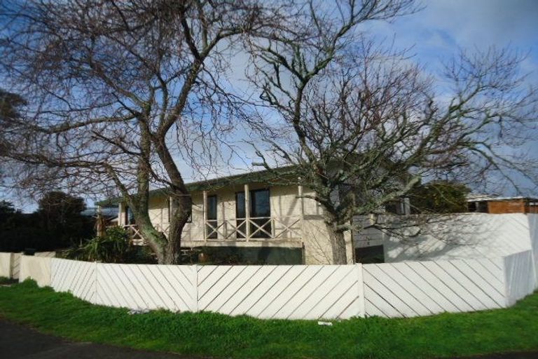 Photo of property in 19 Grange Avenue, Nawton, Hamilton, 3200