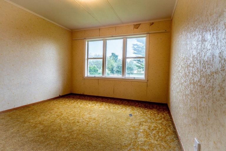 Photo of property in 32 Charles Street, Te Kamo, Whangarei, 0112