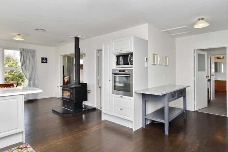 Photo of property in 11 Weston Place, Rangiora, 7400