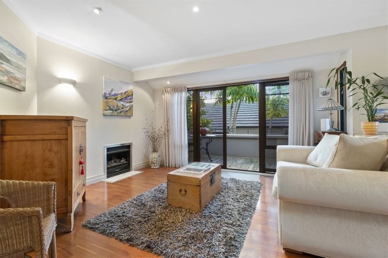 Photo of property in 2/45 Prospect Terrace, Milford, Auckland, 0620