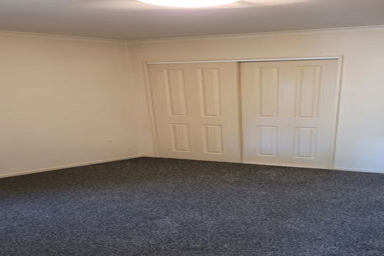 Photo of property in 3b Charlenne Close, Ranui, Auckland, 0612