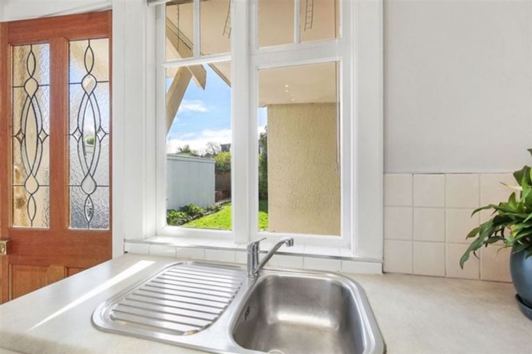 Photo of property in 385 Keyes Road, New Brighton, Christchurch, 8083