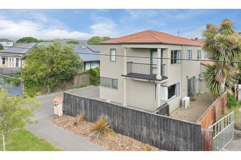 Photo of property in 16 Macaulay Street, Addington, Christchurch, 8024