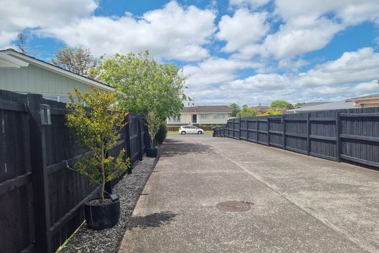 Photo of property in 1/13 Studfall Street, Pakuranga Heights, Auckland, 2010