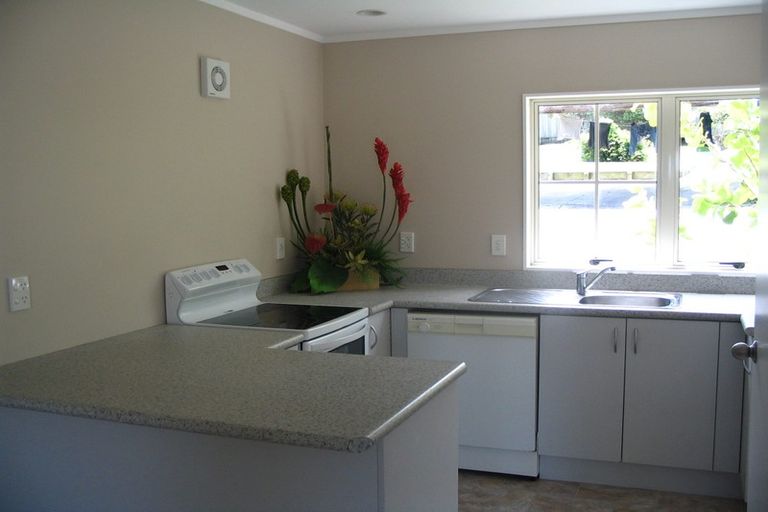 Photo of property in 1/193 Eskdale Road, Birkenhead, Auckland, 0626