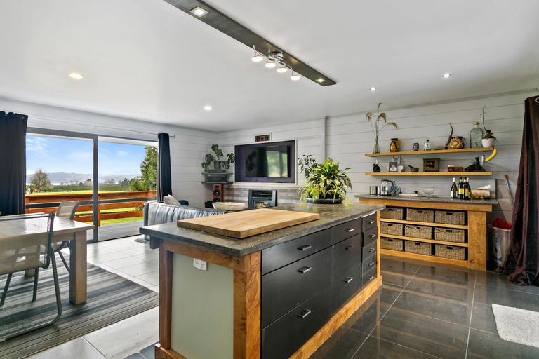 Photo of property in 12 Michaels Way, Maunganamu, Taupo, 3379