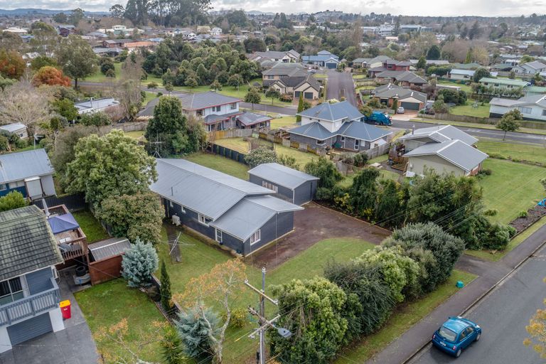 Photo of property in 70 Houchens Road, Glenview, Hamilton, 3206