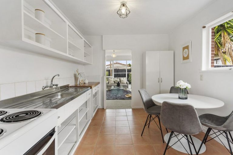 Photo of property in 3/167a Birkdale Road, Birkdale, Auckland, 0626