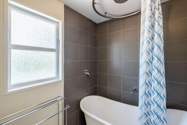 Photo of property in 1 Worcester Street, Levin, 5510