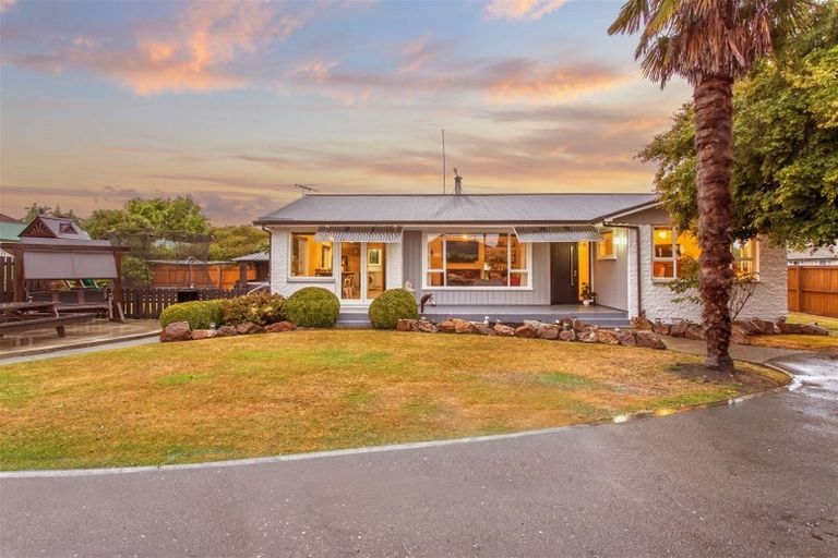 Photo of property in 3 Springhill Street, Avonhead, Christchurch, 8042