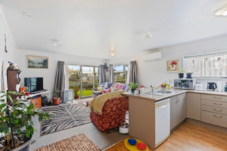 Photo of property in 24 Harris Street, Waitara, 4320