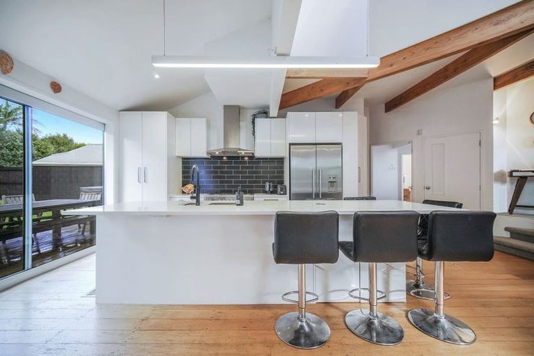 Photo of property in 3 Rewiti Avenue, Takapuna, Auckland, 0622