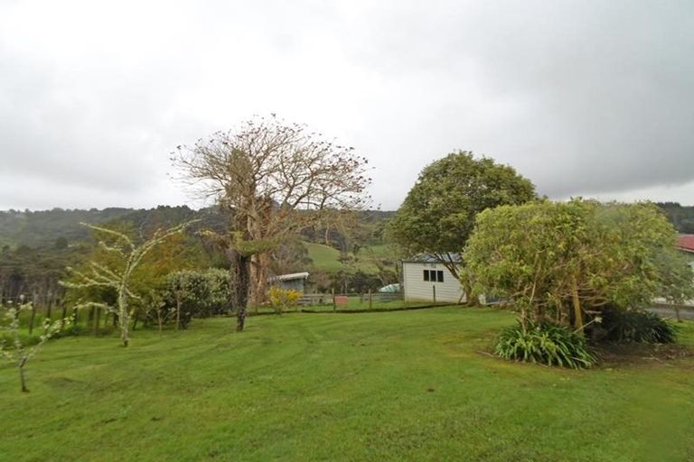 Photo of property in 59 Arrowsmith Road, Waitakere, Henderson, 0782