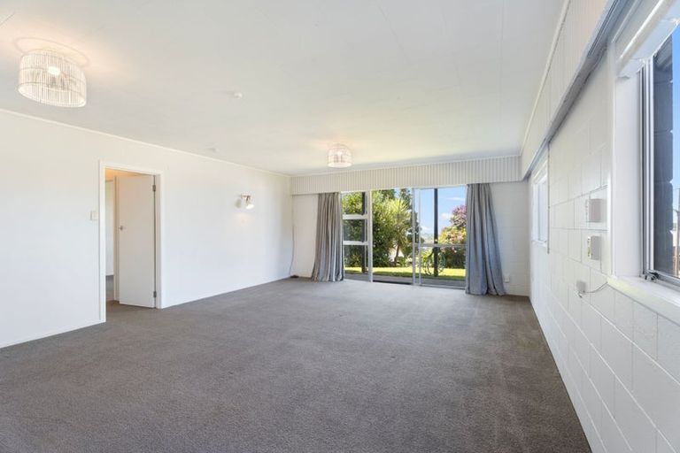 Photo of property in 8 Tairua Heights, Tairua, 3508