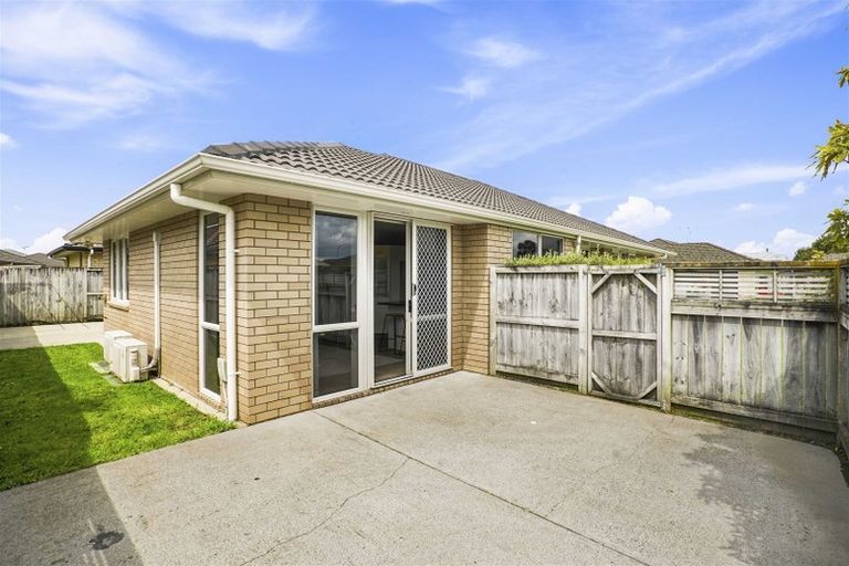 Photo of property in 11 Holcroft Place, Huntington, Hamilton, 3210