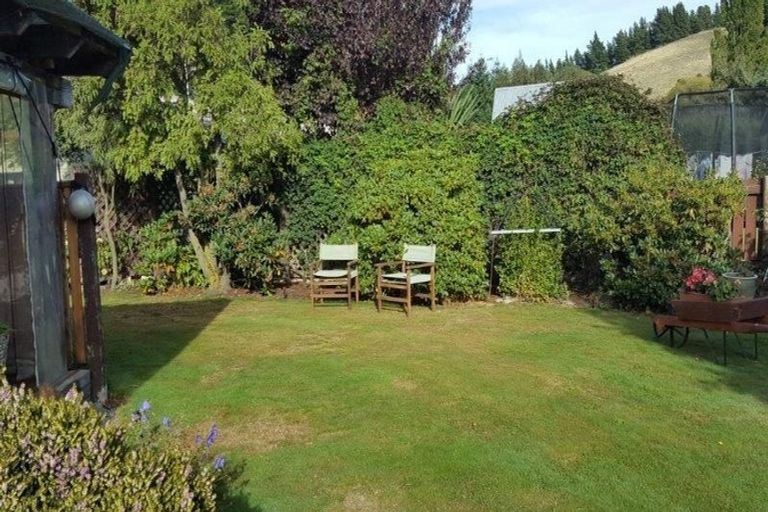 Photo of property in 15 Reid Avenue, Luggate, Cromwell, 9383