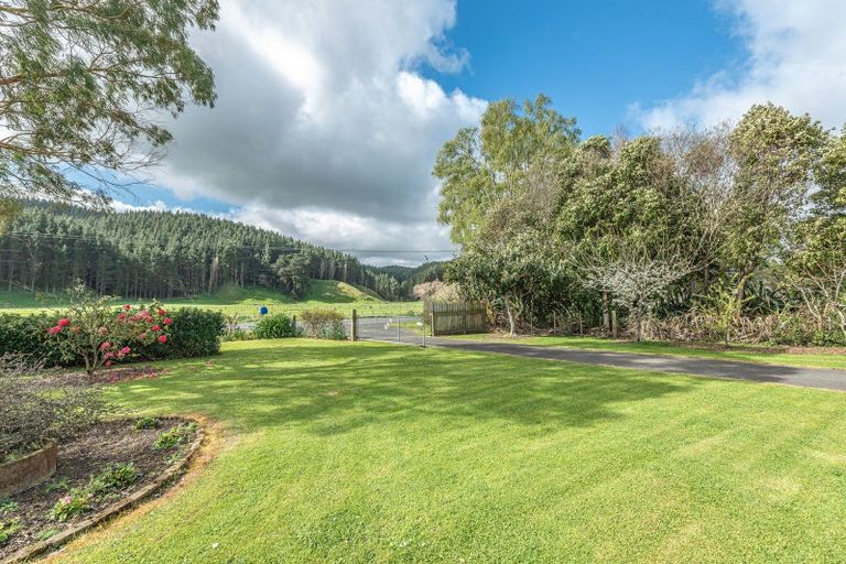 Photo of property in 574 No 3 Line, Okoia, Whanganui, 4582