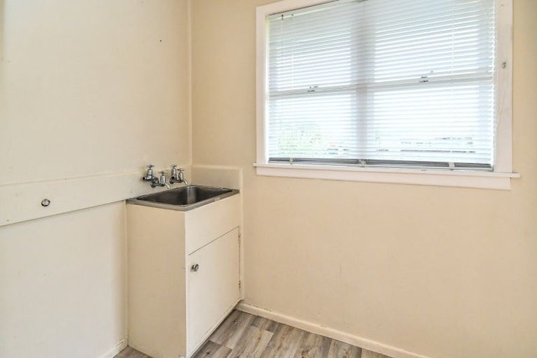 Photo of property in 43 Wintere Road, Papatoetoe, Auckland, 2025