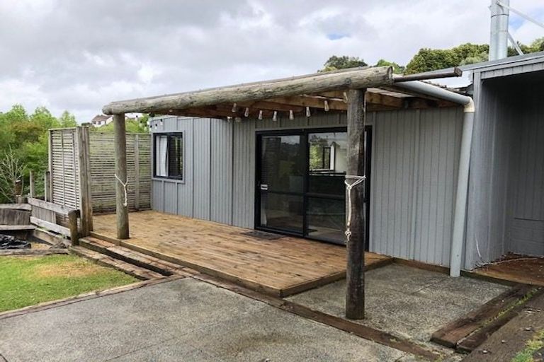 Photo of property in 39 Murphys Road, Totara Park, Auckland, 2019