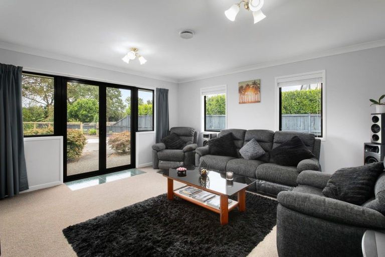 Photo of property in 10 Bransley Grove, Katikati, 3129