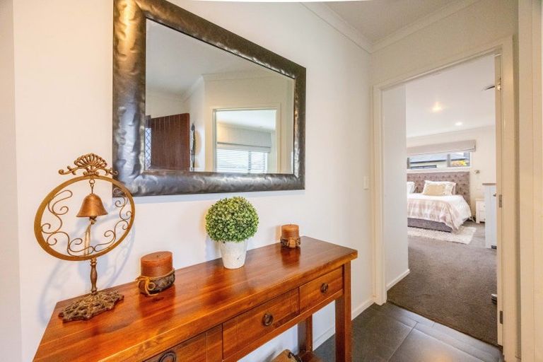 Photo of property in 12 Inglis Place, Mahora, Hastings, 4120