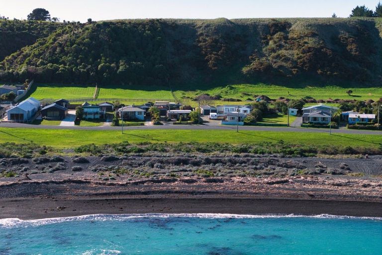 Photo of property in 19 South Bay Parade, South Bay, Kaikoura, 7300