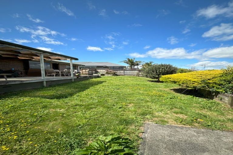 Photo of property in 22 Lochinver Drive, Nawton, Hamilton, 3200