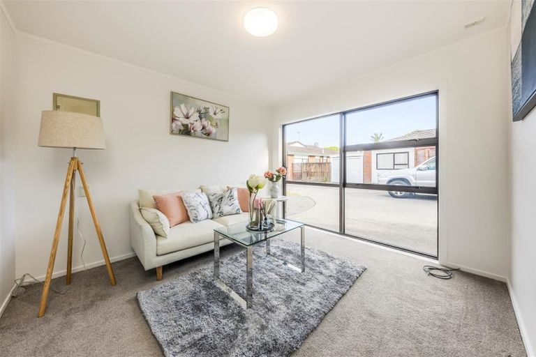 Photo of property in 4/328 Bucklands Beach Road, Bucklands Beach, Auckland, 2012