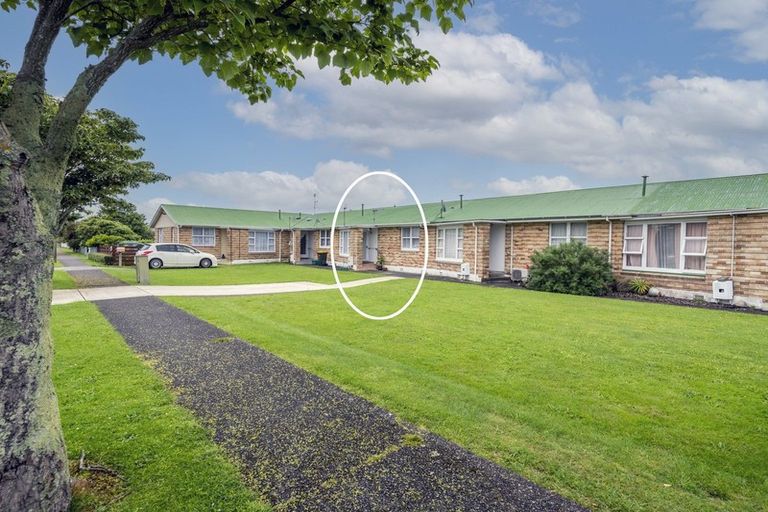 Photo of property in 3/576 Queen Street East, Levin, 5510