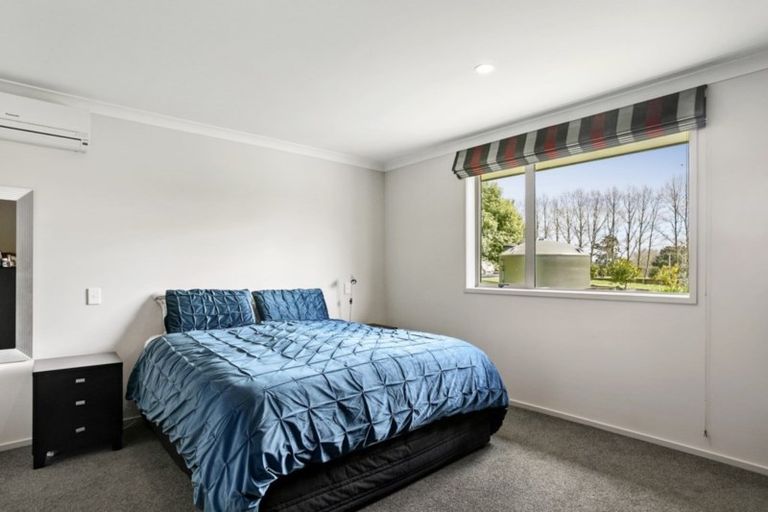 Photo of property in 78 Dalmore Way, Acacia Bay, Taupo, 3385