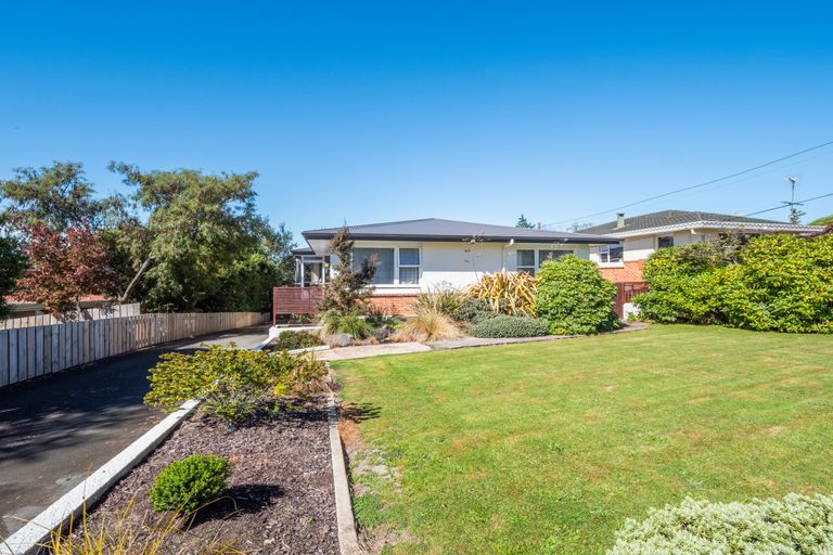 Photo of property in 121 Main Road, Fairfield, Dunedin, 9018