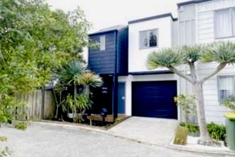Photo of property in 38 Arawa Street, New Lynn, Auckland, 0600