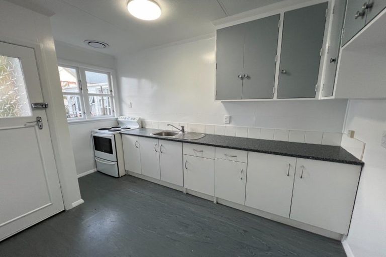 Photo of property in 123 Fitzherbert Avenue, West End, Palmerston North, 4410
