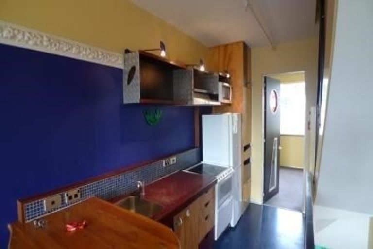 Photo of property in Qba Apartments, 4u/51 Webb Street, Mount Cook, Wellington, 6011