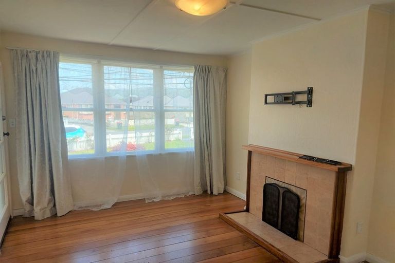 Photo of property in 25-35 Butler Street, Naenae, Lower Hutt, 5011