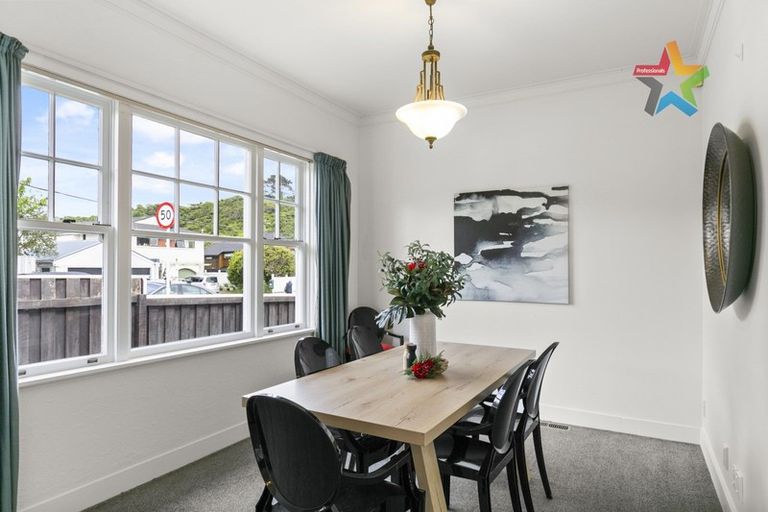 Photo of property in 284 Karori Road, Karori, Wellington, 6012