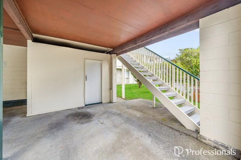 Photo of property in 9/19 Pirie Crescent, Moera, Lower Hutt, 5010