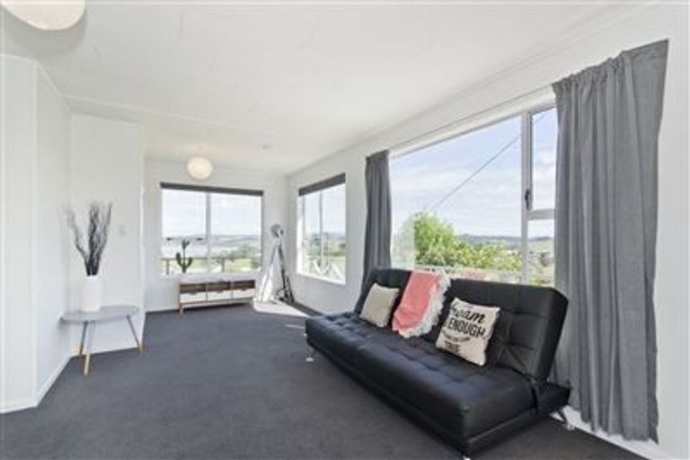 Photo of property in 411 Mahurangi East Road, Snells Beach, 0920