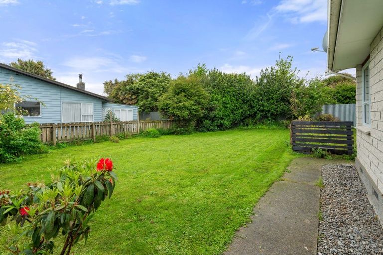 Photo of property in 6a Tait Place, Carterton, 5713