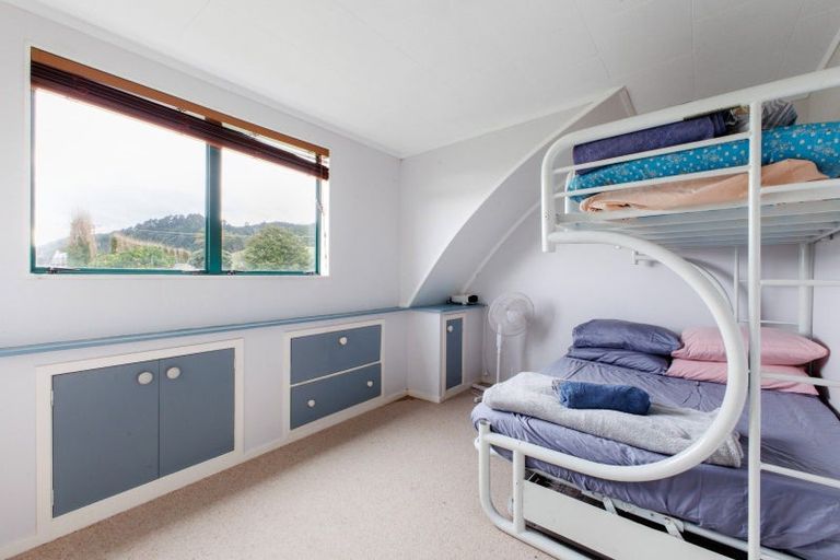 Photo of property in 1 Rawinia Place, Te Kaha, 3199